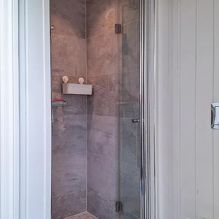 Ferienhaus Lovely In With Wifi *