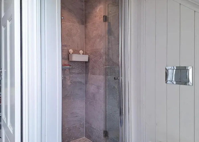 Semesterbostad Lovely In With Wifi *